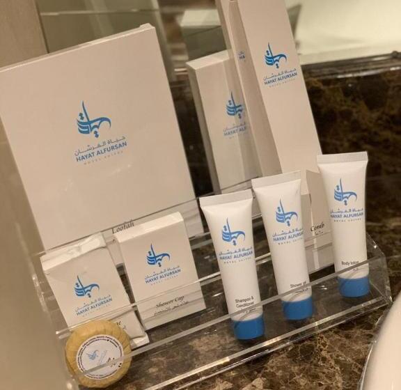 Suite Presidencial, حيات الفرسان الفندقية