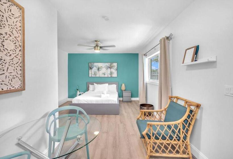 דירת חדר, Blue Wave Bungalow   1 1   Stylish