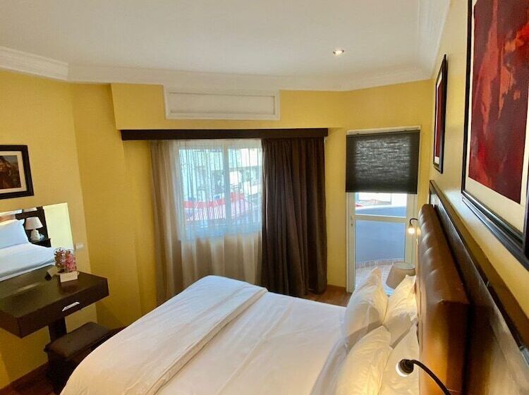 带1个卧室的高级公寓, Appart Hôtel Oleandro