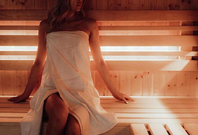 Номер Стандарт с Балконом, Luxury Bnb Halifax Rooftop