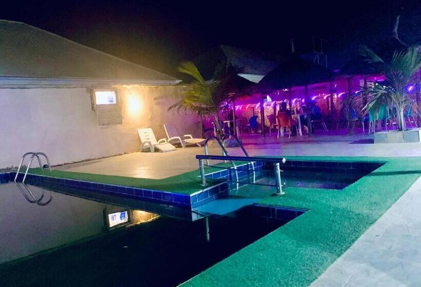 اتاق استاندارد یک نفره, Abuja Resort And Gardens