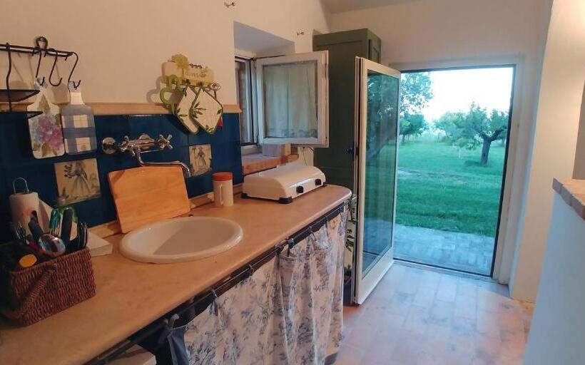 סטודיו סטנדרטי נוף לים, Agriturismo Mondomini