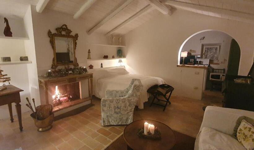 إستوديو قياسى مطل على البحر, Agriturismo Mondomini