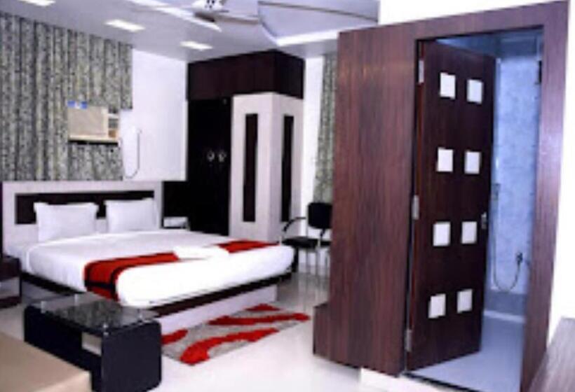 غرفة ديلوكس سرير كينج, Anand International Bihar