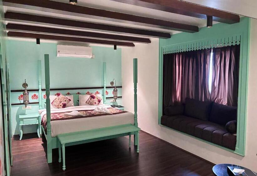 带大床的高级房间, Green Rooms, Vintage Luxury Near Dal Lake