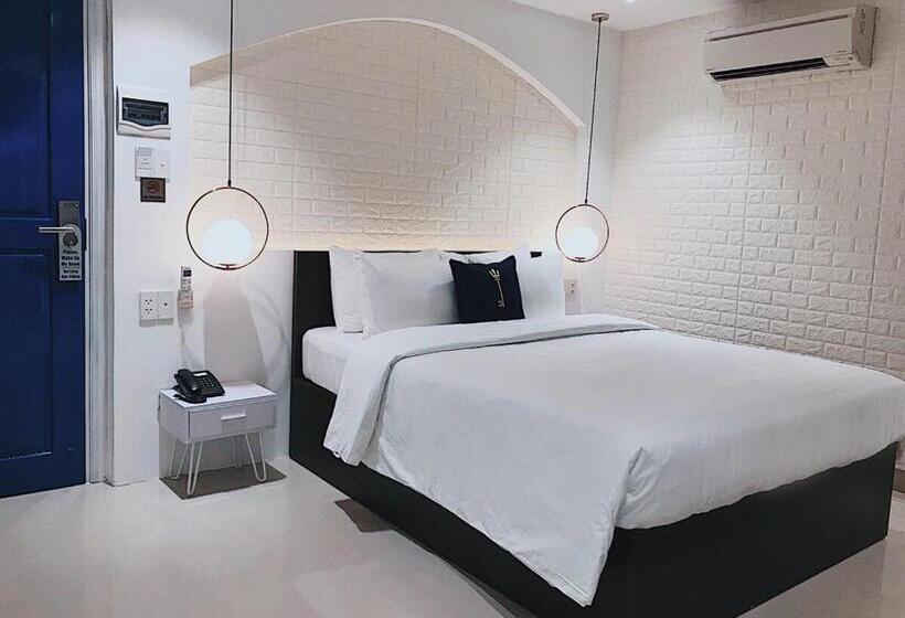 اتاق لوکس با چشمانداز دریا, Lucia Beach