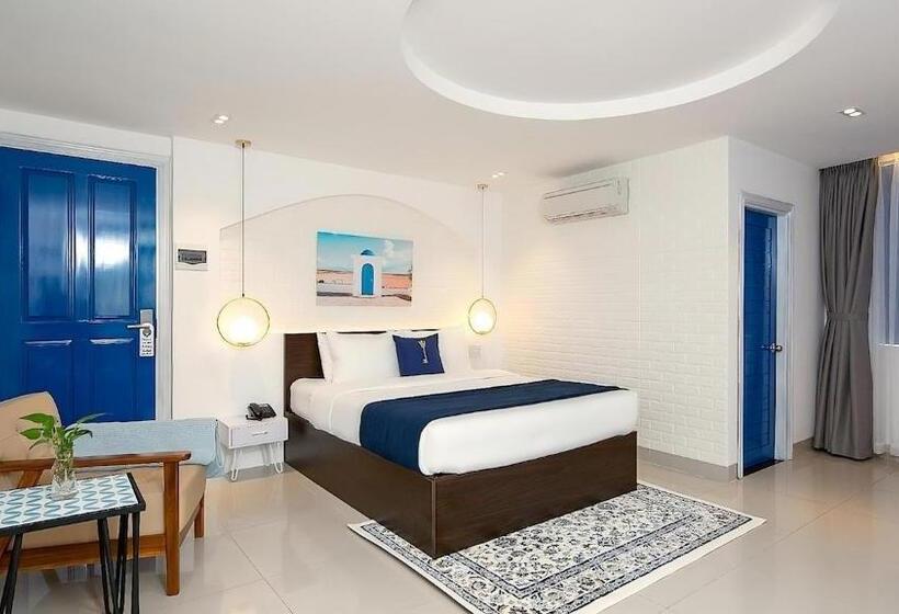 اتاق لوکس با چشمانداز دریا, Lucia Beach