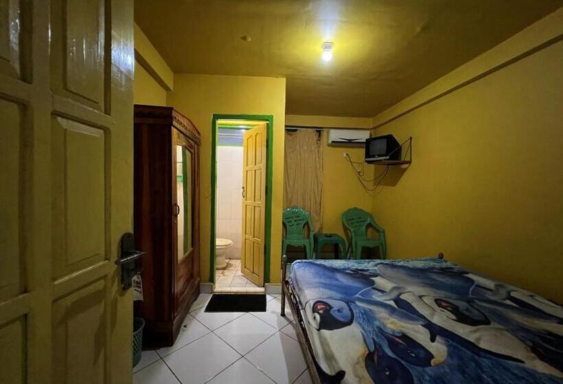 חדר דלוקס, Oyo 93304 Wisma La Oda Syariah