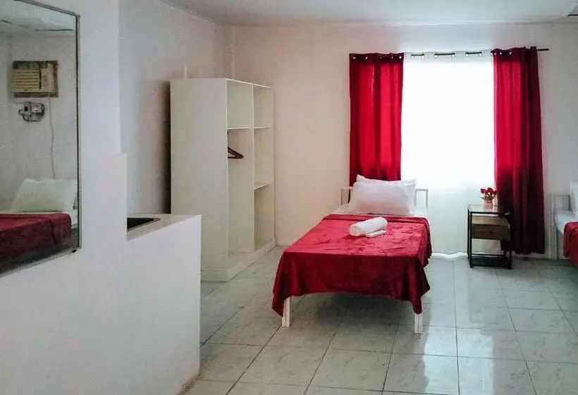 Perhehuone, Reddoorz At Rio Bella Lacson St Bacolod