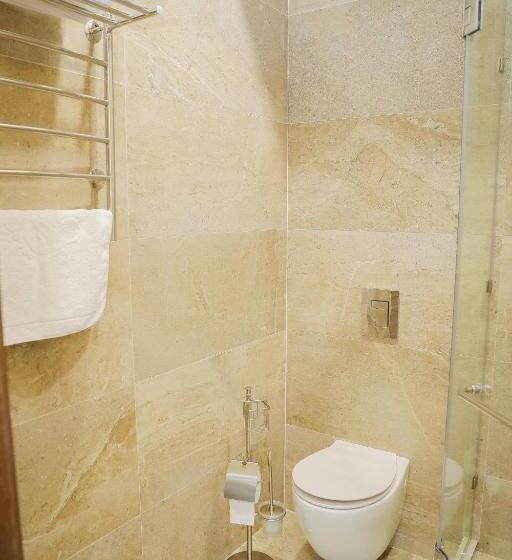 스탠다드 룸, Riviera