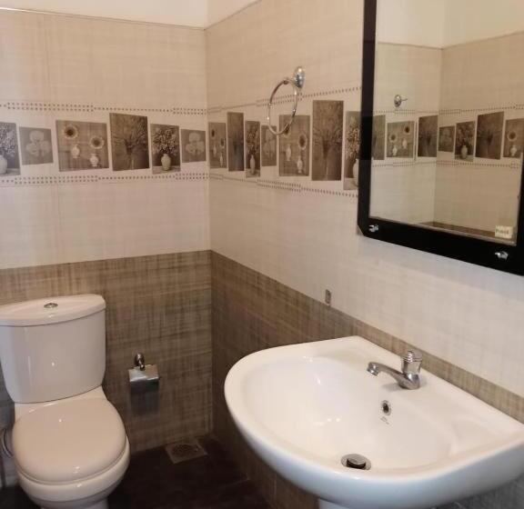 デラックスルーム, Rp Rohamton Bungalow And Coffee Bar