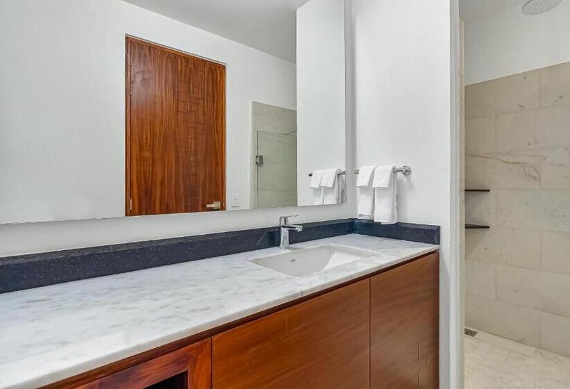 شقة غرفة واحدة, V Golf 601