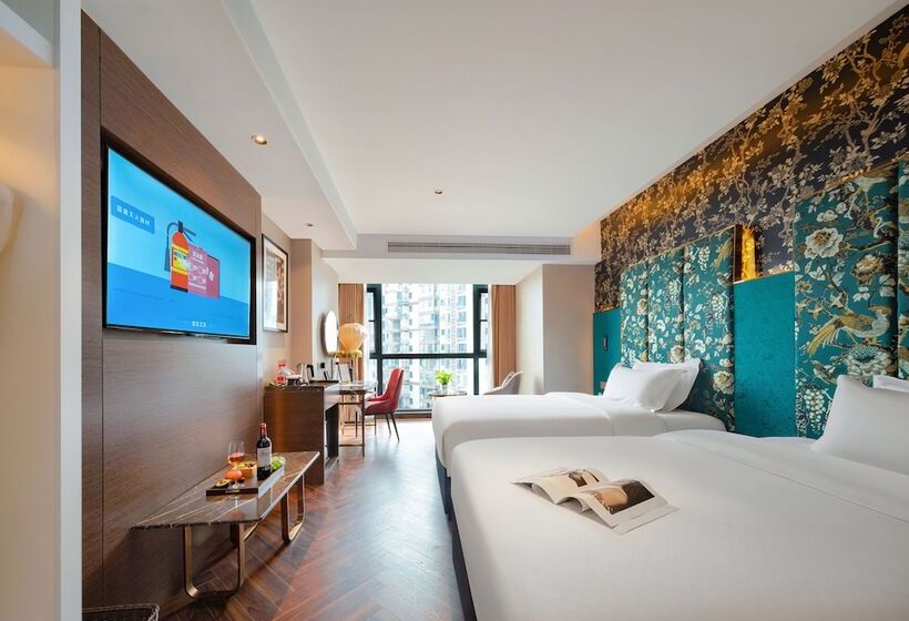 Номер Deluxe, Zhangjiajie Metropolo