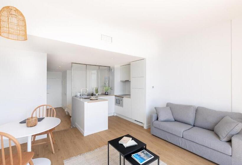 Апартаменты 1 Спальня с Террасой, The Babel Community Hôtel Grenoble Bastille