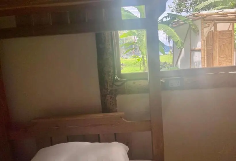 ルームシェアのワンベッド, Casa Wago