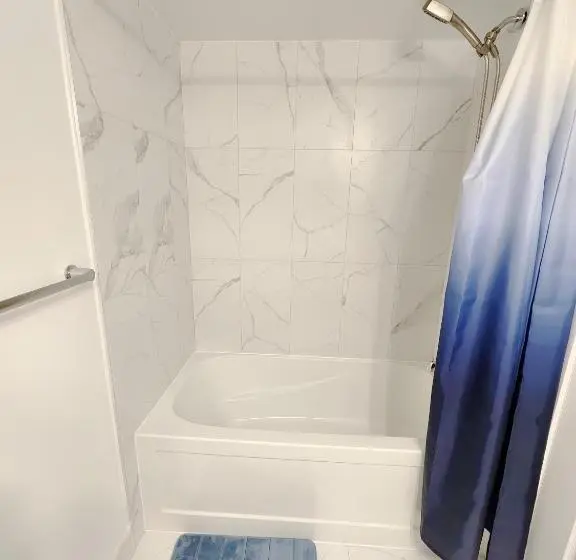 Standard-huone Jaettu Kylpyhuone, Toronto Downtown Midtown North York Newly Built Modern Bright Room