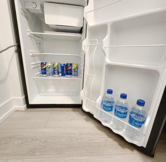 Номер Стандарт Совместная Ванная, Toronto Downtown Midtown North York Newly Built Modern Bright Room