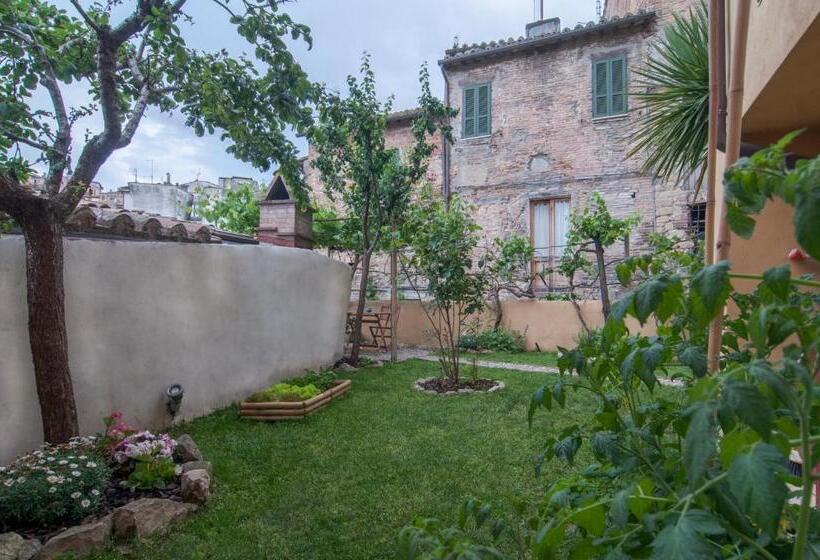 آپارتمان 1 خوابه با چشم‌انداز باغ, Umbrian Concierge   La Casa Dei Pellari