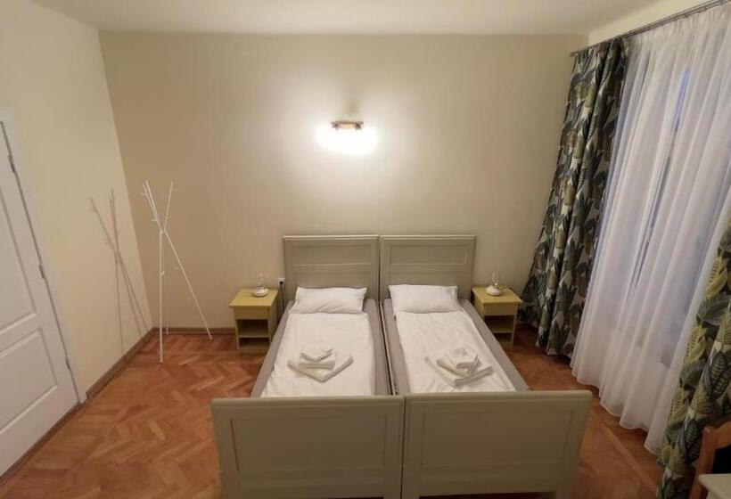 Номер Стандарт, Casa De Oaspeți Vulcan
