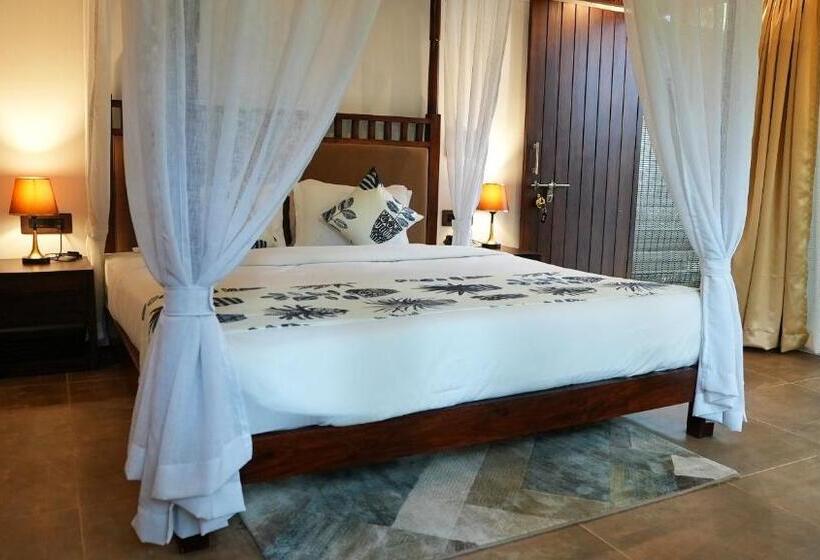 Juniorsviitti Allasnäkymä, Swimup   Suites With Private Pool , Vagator