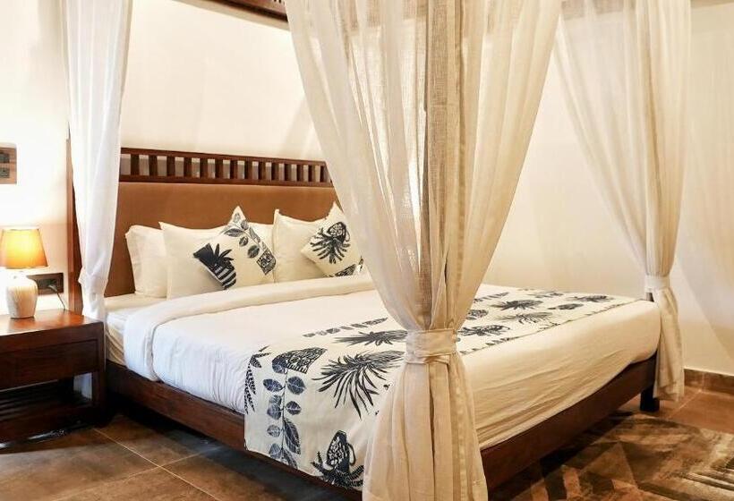 Juniorsviitti Allasnäkymä, Swimup   Suites With Private Pool , Vagator