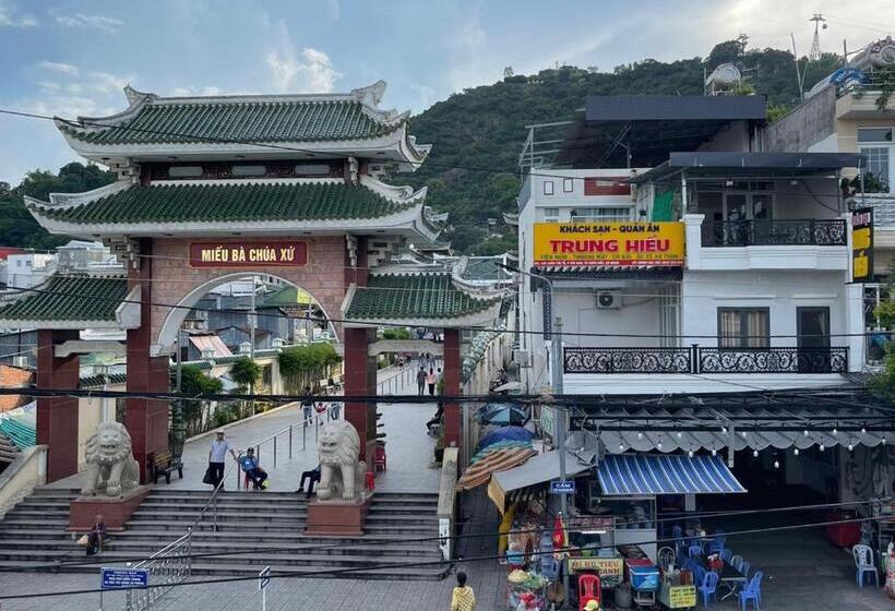 اتاق خانوادگی, Trung Hiếu Motel Châu đốc