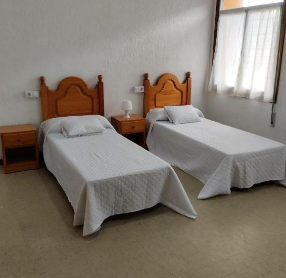 اتاق استاندارد, Albergue Juvenil Juventudes