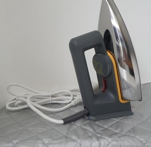 اتاق خانوادگی, Amaia Steps Capitol Central N814