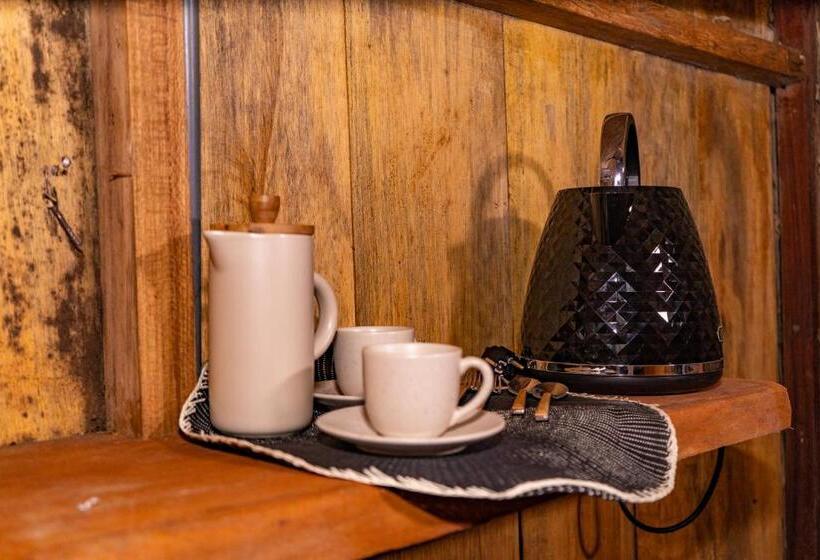 标准间带湖景, Aparthotel Ayahuaska For Solo Travelers