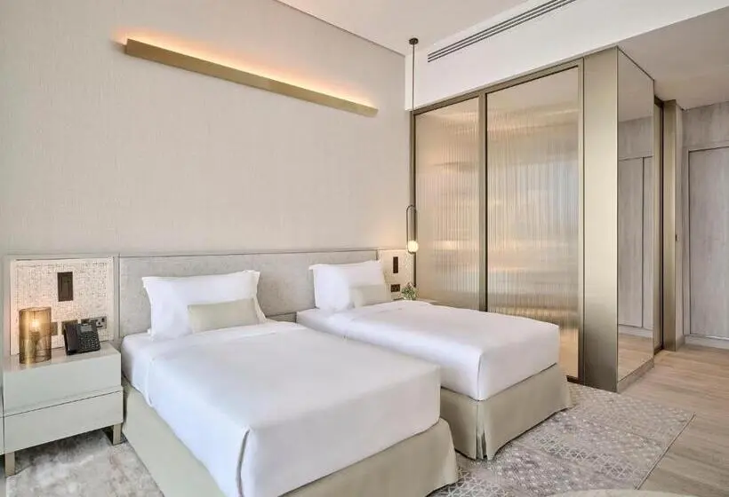Deluxe-huone Sisäpuolella, Arabella Beach Hotel Kuwait Vignette Collection, An Ihg