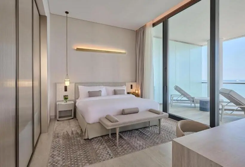 Sviitti Parveke, Arabella Beach Hotel Kuwait Vignette Collection, An Ihg