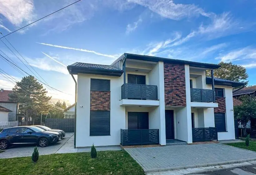 اتاق استاندارد چهار تخته, Kiko Apartmani Lux