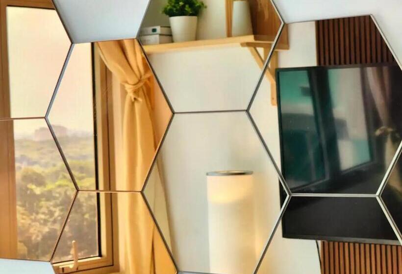 استودیوی لوکس, Cozy Oasis, Mountain + Skyline View, Free Pool