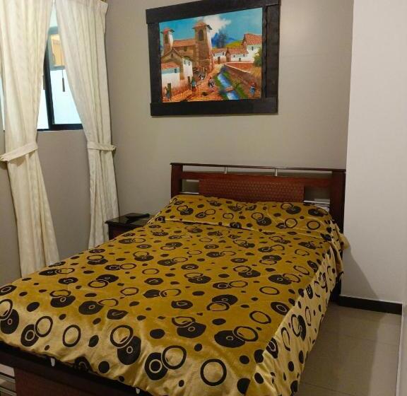 غرفة قياسية فردية, Anturios