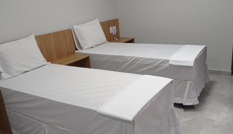 스탠다드 룸, Bonina