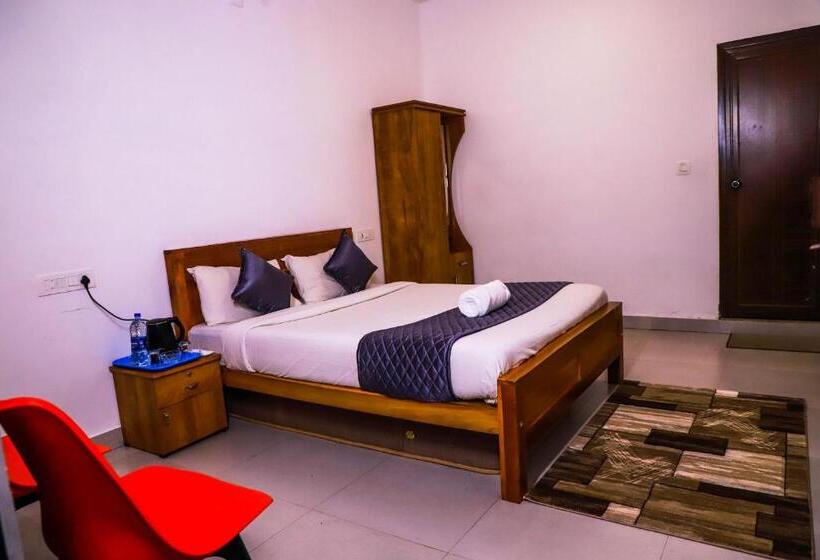 디럭스 패밀리 룸, Konfudha Resort