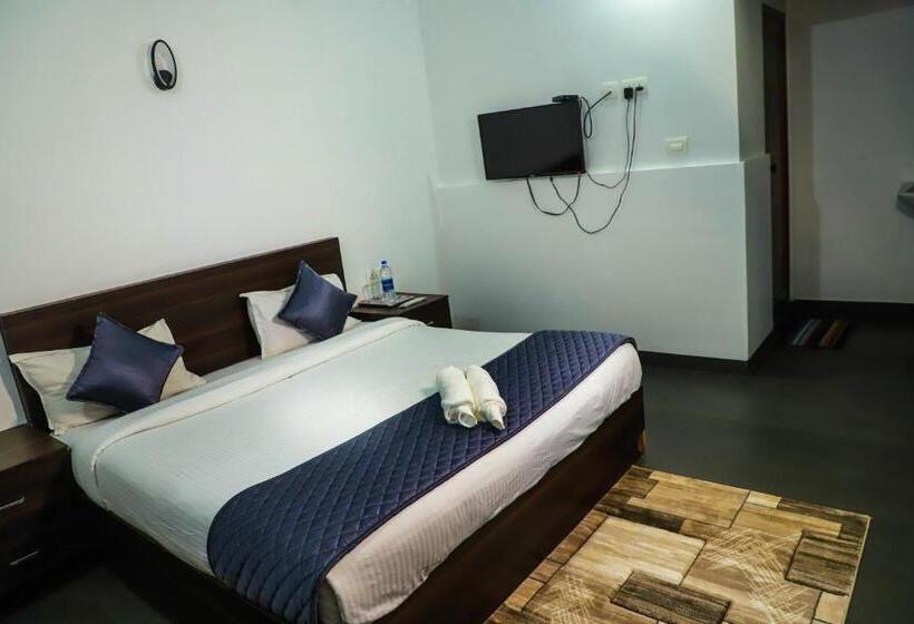 풀장 전망 스위트, Konfudha Resort