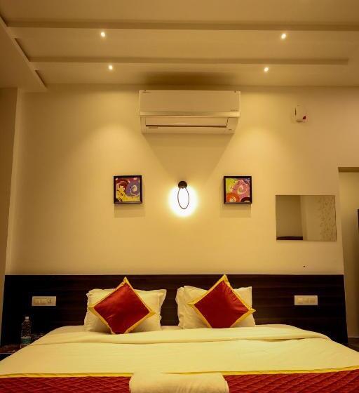 풀장 전망 스위트, Konfudha Resort