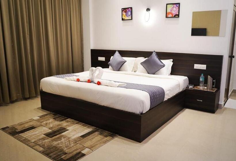 풀장 전망 스위트, Konfudha Resort