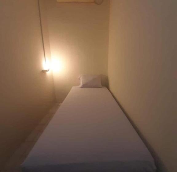 スタンダードシングルルーム, Oyo 93274 Oren Home Bekasi