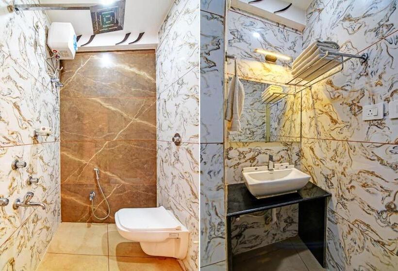 اتاق لوکس سه تخته, Townhouse The Grand Touch & The Royal Touch