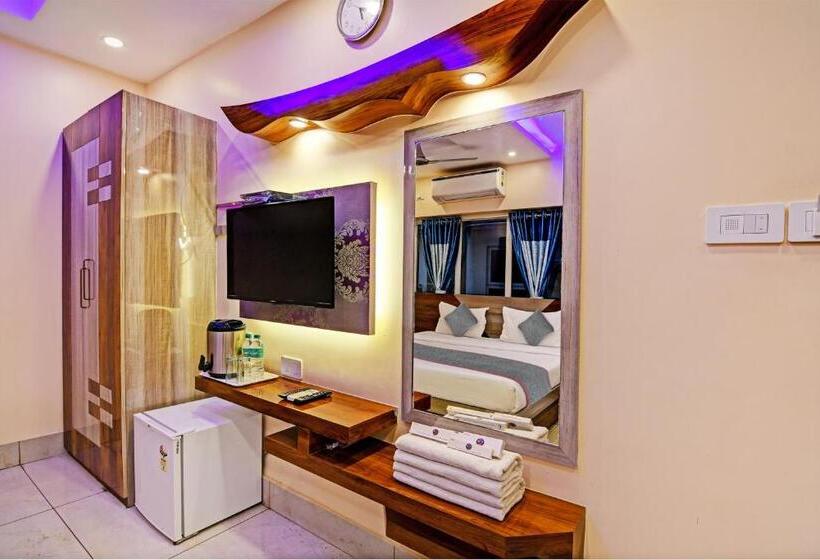 اتاق لوکس سه تخته, Townhouse The Grand Touch & The Royal Touch