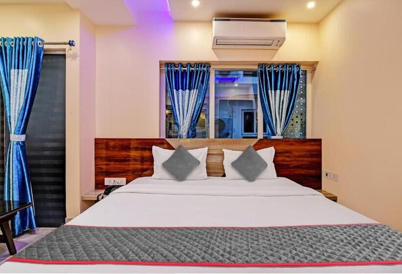 اتاق لوکس سه تخته, Townhouse The Grand Touch & The Royal Touch