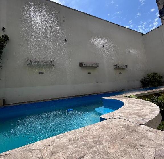 浴室共有スタンダード4人用ルーム, Rodex Hostel Tucuman