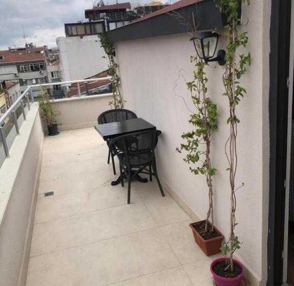 复式套房, Saygın Apartments