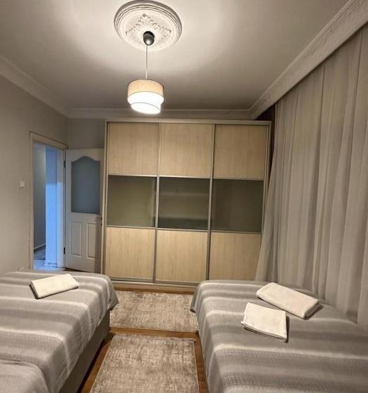 带3个卧室的套间, Saygın Apartments