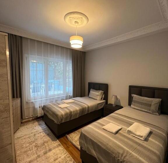 带3个卧室的套间, Saygın Apartments