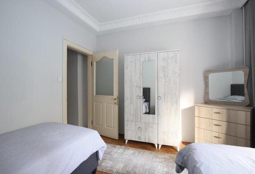 带3个卧室的套间, Saygın Apartments