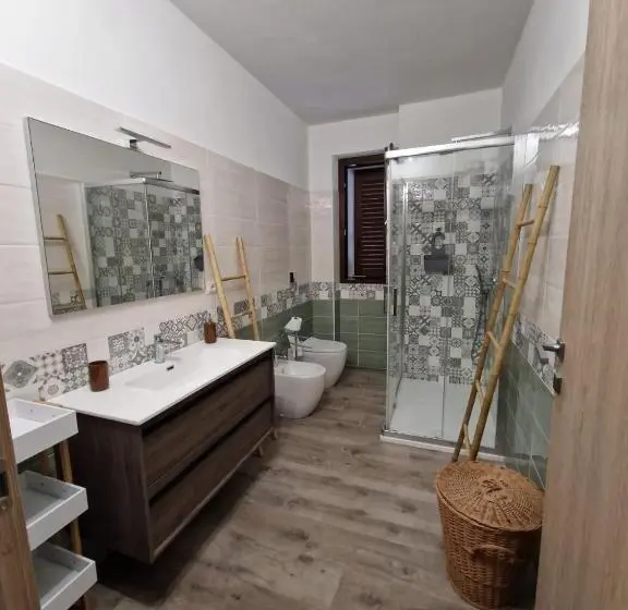 اتاق استاندارد, Casa Made