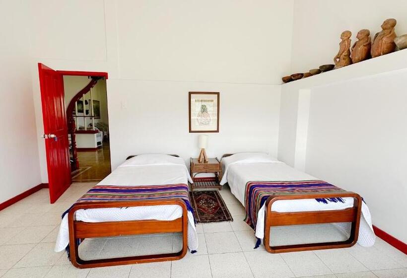 标准三人间, Finca Hotel Hacienda Bruselas